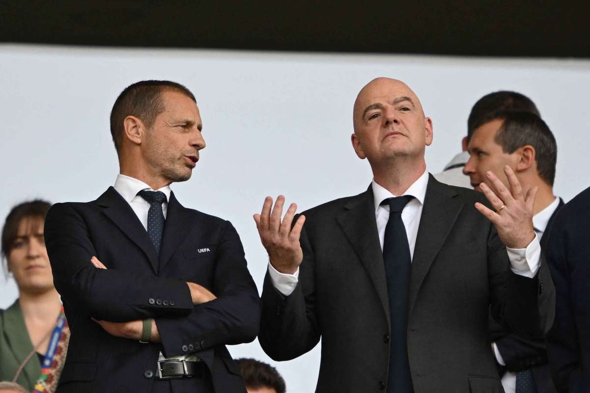 欧足联威胁对因凡蒂诺采取法律行动,要求其保留FIFA Forward计划相关文件