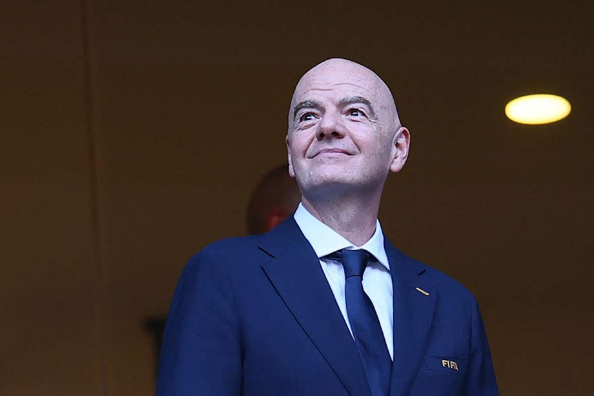 因凡蒂诺世界杯出售计划流产，FIFA内部危机加剧，多协会公开反对