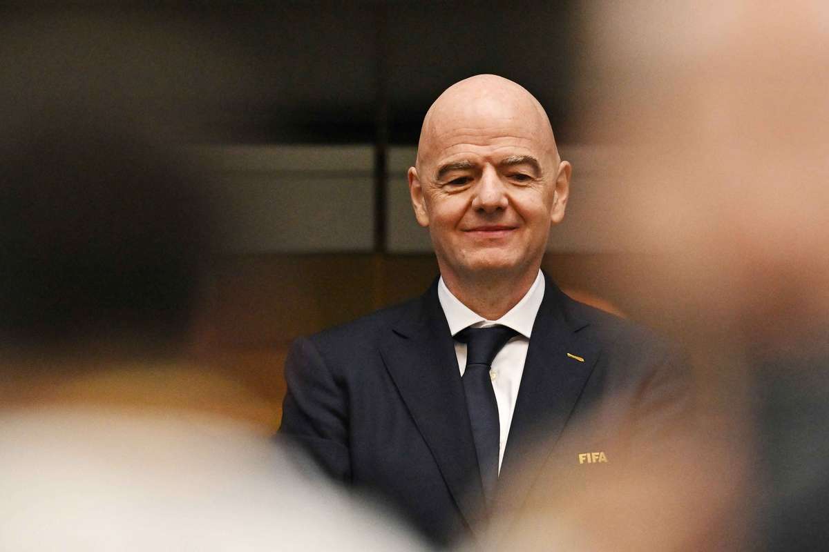 国际足联危机会议重申支持因凡蒂诺,就世界杯商业计划失误致歉