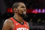 杨毅:杜兰特在NBA圈里是典型的i人 他就是打球不爱呼朋引伴&发声