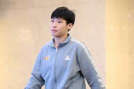 内线终结真稳！陈明伶12中9贡献18分7板4助 正负值+12全场最高