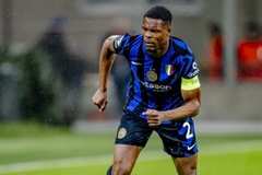 米体:邓弗里斯可能因伤错过米兰德比 泽林斯基有望复出首发