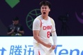媒体人:中国男篮现有后卫中无人能填补赵睿缺阵留下的空档