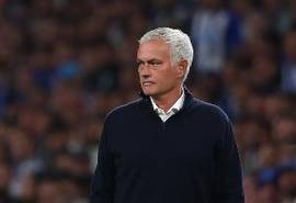 距附加赛区1分❗穆帅率本菲卡欧冠3连败后2连胜，将战尤文皇马