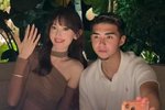 甜甜甜?海港前锋艾菲尔丁向女友求婚成功，钻戒闪耀?