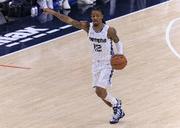 莫兰特生涯至今场均22分7助攻 NBA历史仅8人能做到！