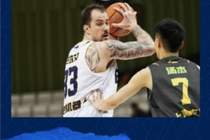 香港金牛80-61再胜上海玄鸟取十四连胜！全队三人得分上双！