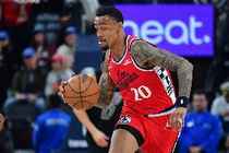 高难度！科林斯冲击篮筐 超长滞空对抗杜兰特抛射命中