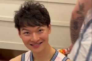 一言为定？王哲林打趣：明年参加扣篮大赛 我也想当当扣篮王