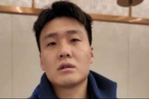 赵睿：在国家队的时候又崴脚了 但并无大碍 整个身体状态在好转