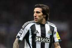 米体:托纳利明天将接受伤情检查,距离意大利的附加赛只剩8天