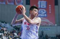 媒体人：广厦男篮补强内线 在自由市场上签回了旧将苏若禹