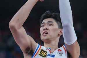 一个都没丢！邹阳半场打满20分钟 6投全中&2罚全中拿到14分