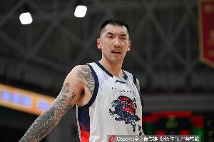 媒体人:山东今天赢在及时变阵 高诗岩复出以及找回防守血性