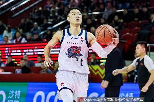 记者:高诗岩G2复出改变了一切 辽宁更新换代过程将继续伴随阵痛