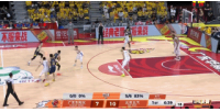 气势如虹！奎因突然暴起 滑翔隔扣周琦炸翻主场