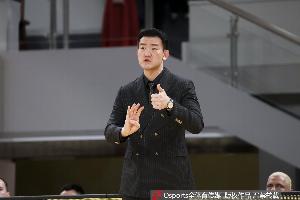 王博:深圳有双MVP必须高度重视 孙铭徽恢复好于预期让他先找感觉