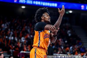 解说:上海在主场拿下必须拿下的G1 这赛季最大进步是逆风球能力