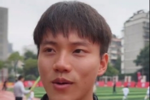 U17国足球员徐正鹏:希望早点上武汉三镇一线队,大学想读华科