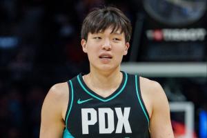 追字母哥?记者列开拓者潜在筹码:杨瀚森等4人+3首轮 归还互换权