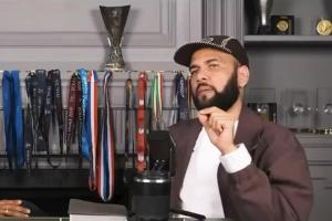 阿尔维斯:巴西想赢要围绕内马尔,就像阿根廷意识到拥有梅西一样