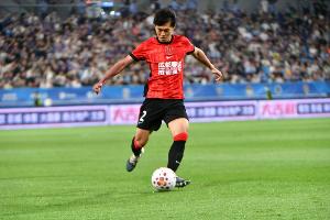 足球报评中超半程U23球员TOP10:胡荷韬、王钰栋、李昊、杨希在列