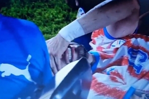 世界杯前受伤含泪被抬下!巴拉圭主帅谈恩西索:希望问题不大吧