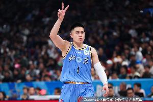 真挚的祝福?祝北京男篮后卫陈盈骏33岁生日快乐!