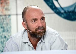 杜加里:世界杯票价是丑闻,我为所看到的一切感到羞愧