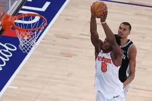 NBA彩经:如愿登顶 尼克斯客场再胜马刺夺下总冠军