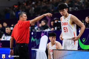 媒体人:一场内容挺糟糕的比赛 唯一好消息是距离打日本还有时间