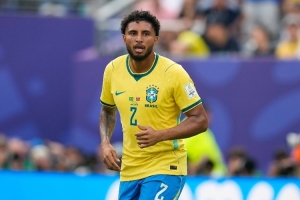 曼晚：埃德松还有希望，曼联内部认为交易告吹的说法是为了施压
